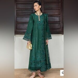 Elegant Dark Green Embroidered Women’s Kurta